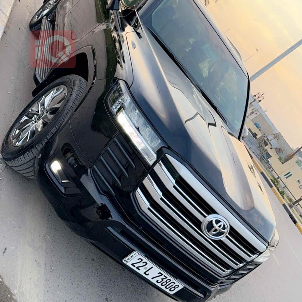 تويوتا لاندكروزر